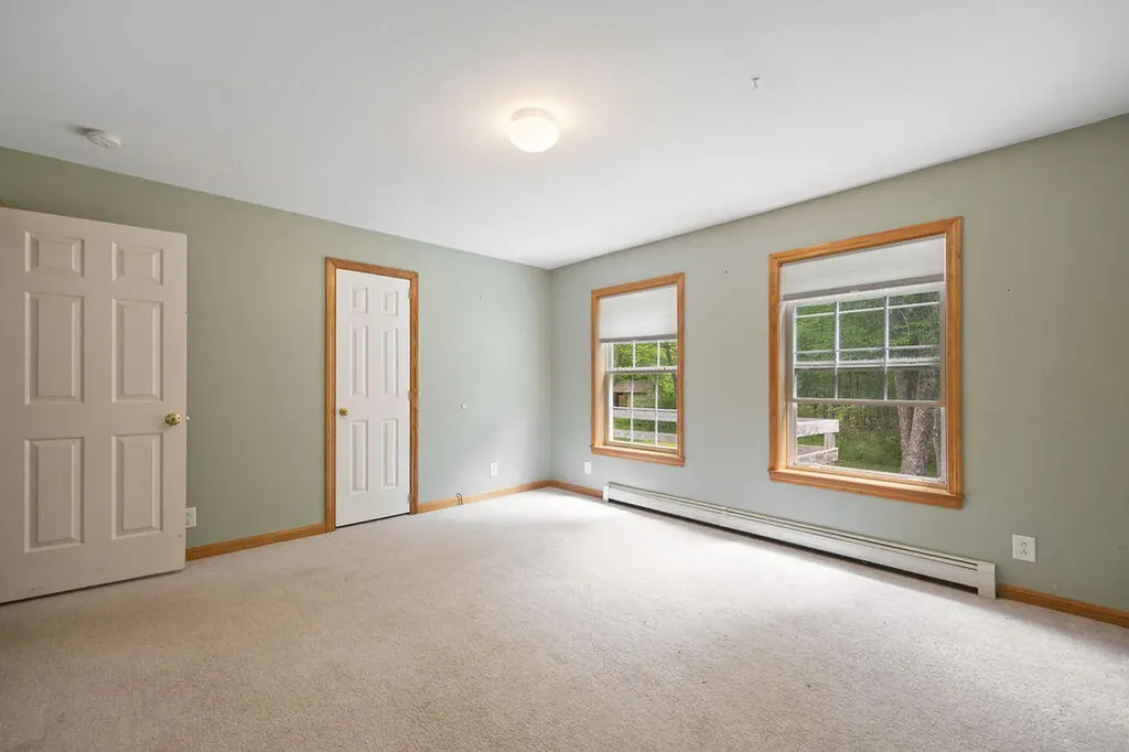 39 Jades Way Bowdoinham ME 04008