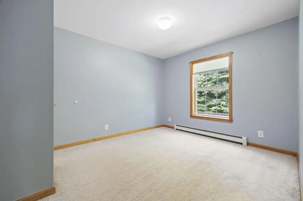 39 Jades Way Bowdoinham ME 04008