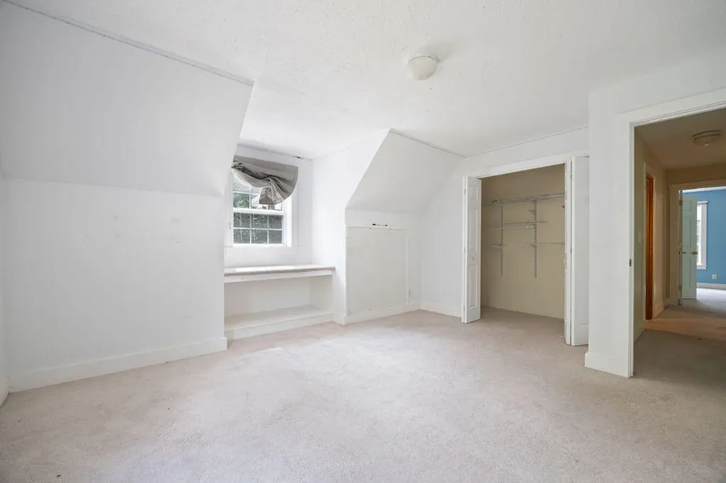 39 Jades Way Bowdoinham ME 04008