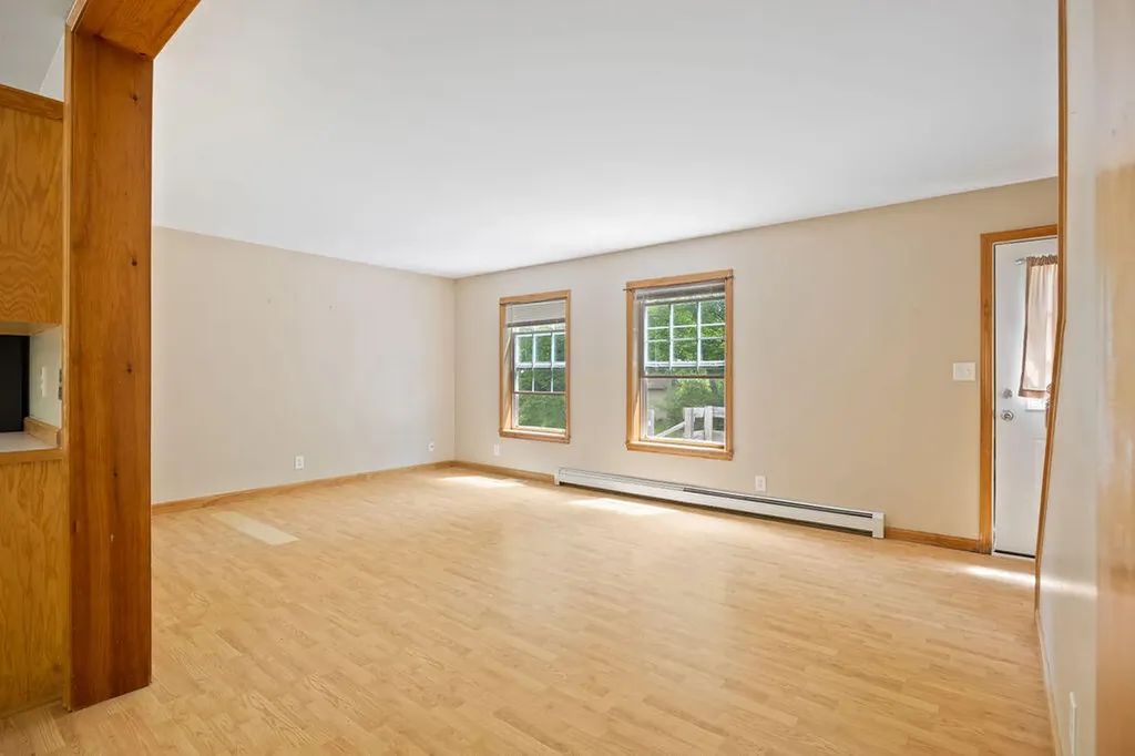 39 Jades Way Bowdoinham ME 04008