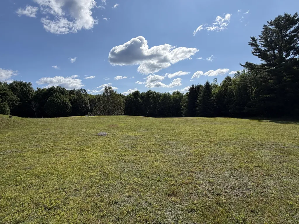 8 Steward Road Monson ME 04464