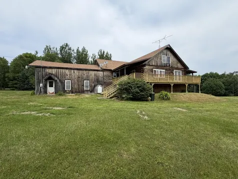 8 Steward Road Monson ME 04464