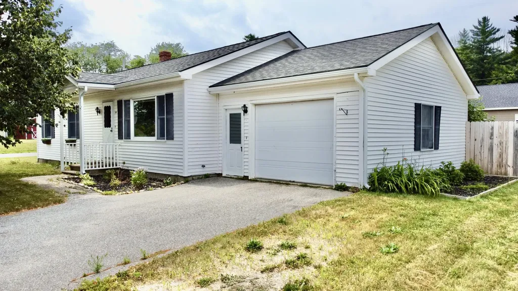 Lewiston ME, 25 Jans Boulevard