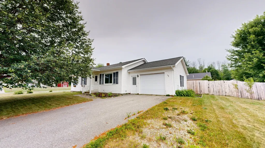 25 Jans Boulevard Lewiston ME 04240