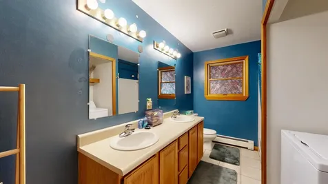 25 Jans Boulevard Lewiston ME 04240