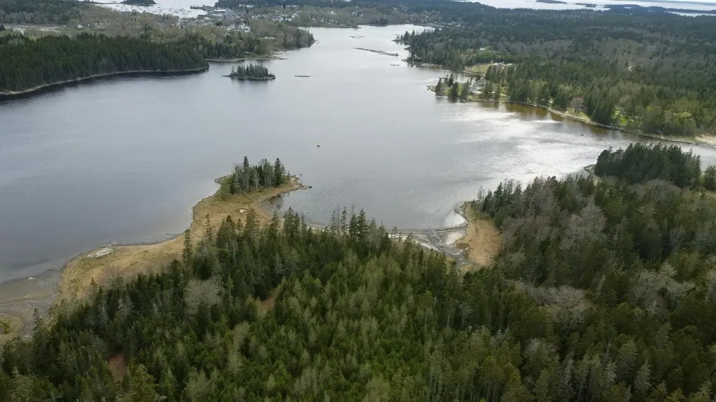 MAP6 Lot37 Back Woods Road Vinalhaven ME 04863