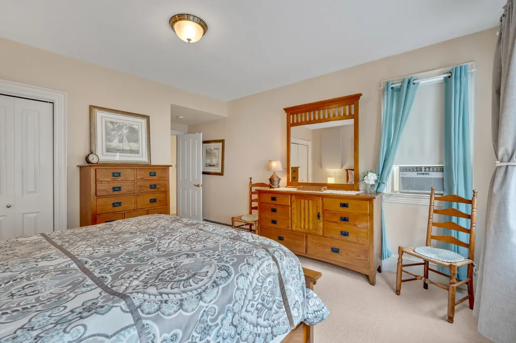 19 Mountain Street Camden ME 04843
