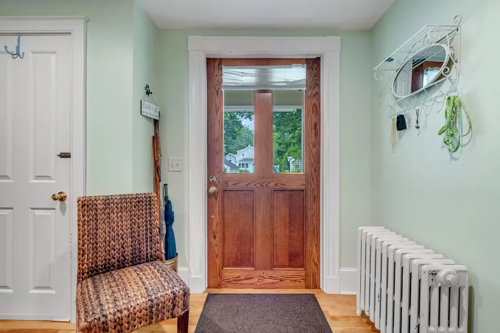 19 Mountain Street Camden ME 04843