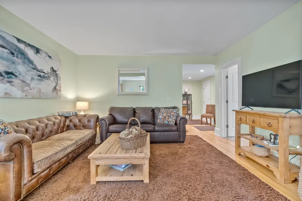 19 Mountain Street Camden ME 04843