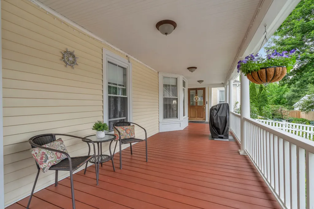 19 Mountain Street Camden ME 04843