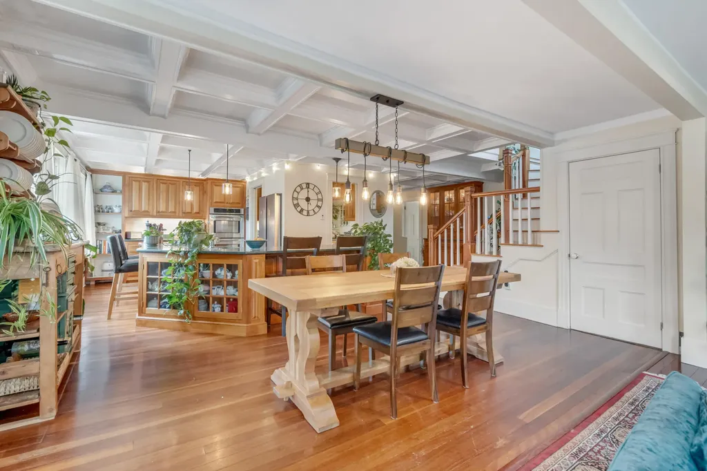19 Mountain Street Camden ME 04843