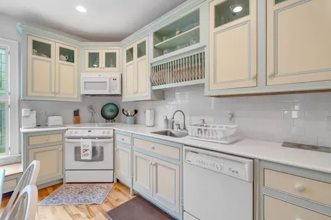 19 Mountain Street Camden ME 04843