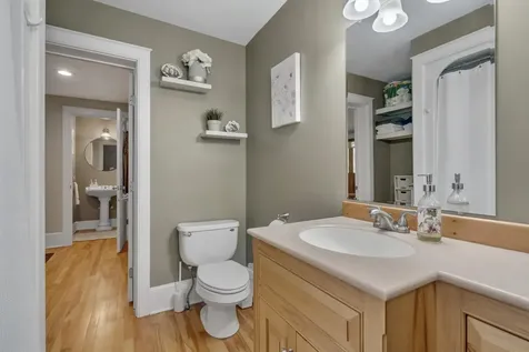 19 Mountain Street Camden ME 04843
