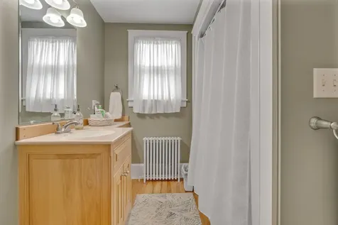 19 Mountain Street Camden ME 04843
