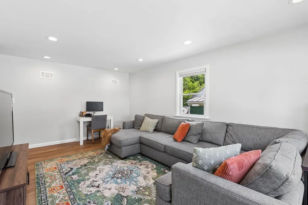 79 Tampa Street Lewiston ME 04240