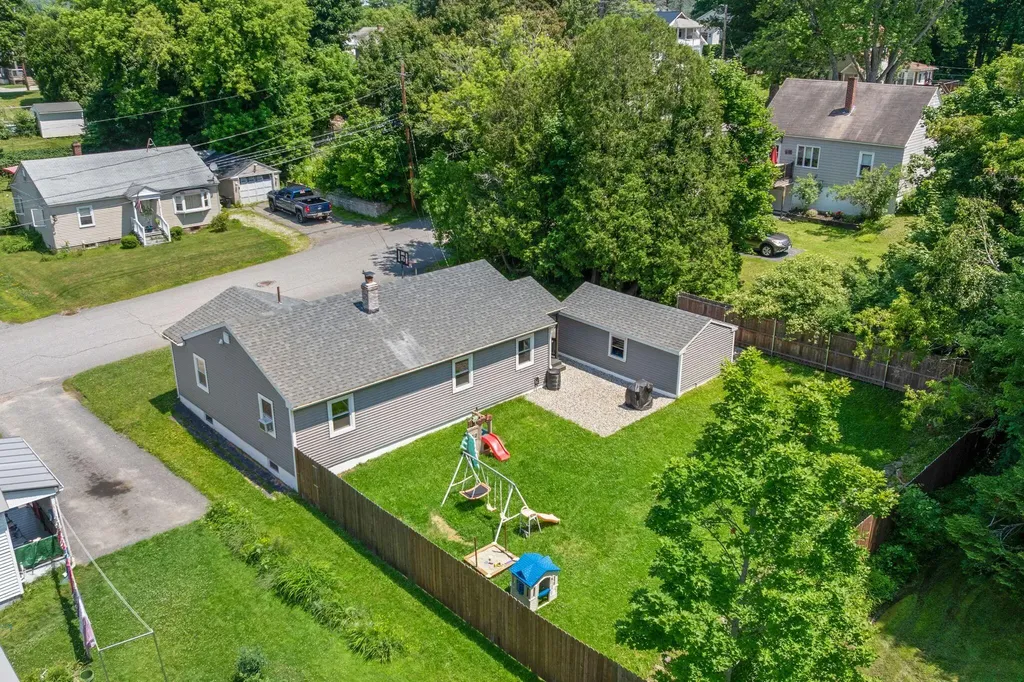 79 Tampa Street Lewiston ME 04240