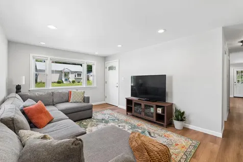 79 Tampa Street Lewiston ME 04240
