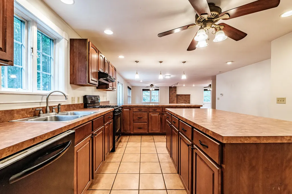 12 Lilac Lane New Gloucester ME 04260