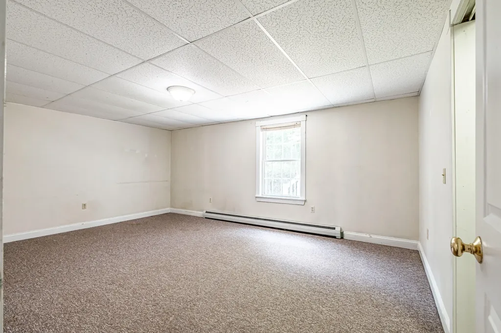 12 Lilac Lane New Gloucester ME 04260
