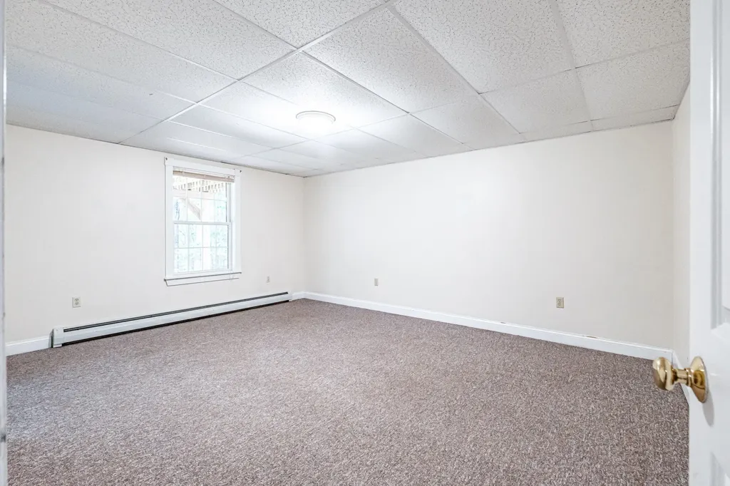 12 Lilac Lane New Gloucester ME 04260