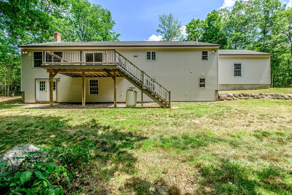 12 Lilac Lane New Gloucester ME 04260