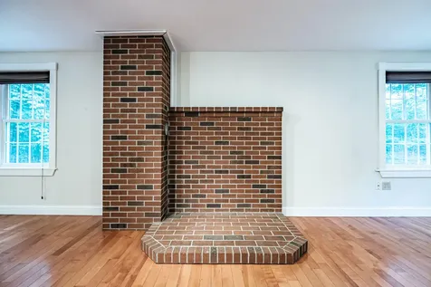 12 Lilac Lane New Gloucester ME 04260