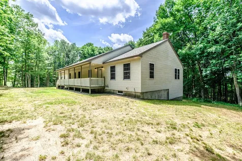 12 Lilac Lane New Gloucester ME 04260