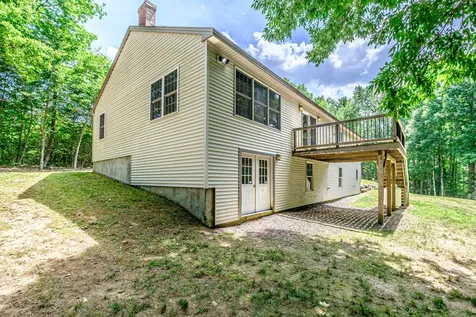 12 Lilac Lane New Gloucester ME 04260