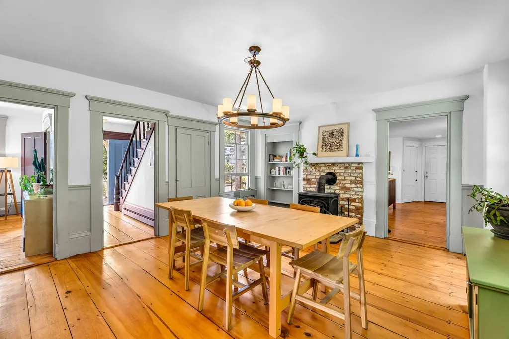 55 River Road Newcastle ME 04553