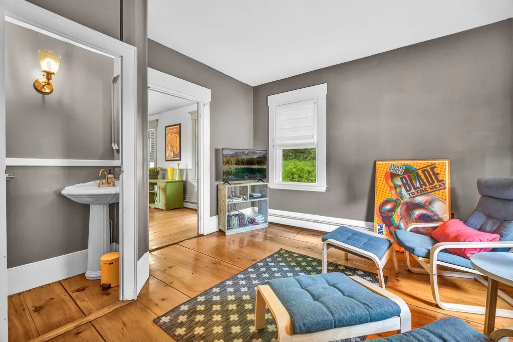 55 River Road Newcastle ME 04553