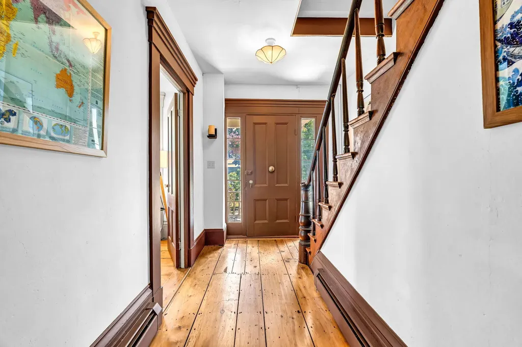 55 River Road Newcastle ME 04553