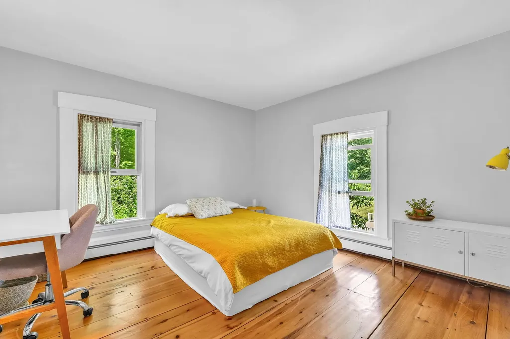 55 River Road Newcastle ME 04553