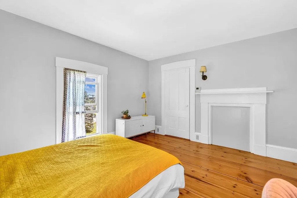 55 River Road Newcastle ME 04553
