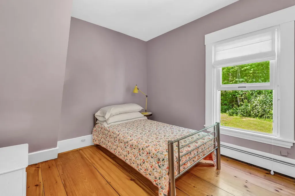 55 River Road Newcastle ME 04553
