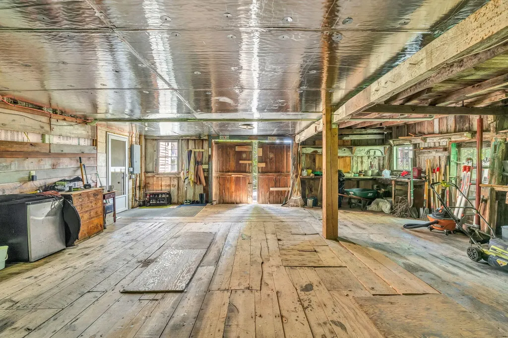 55 River Road Newcastle ME 04553