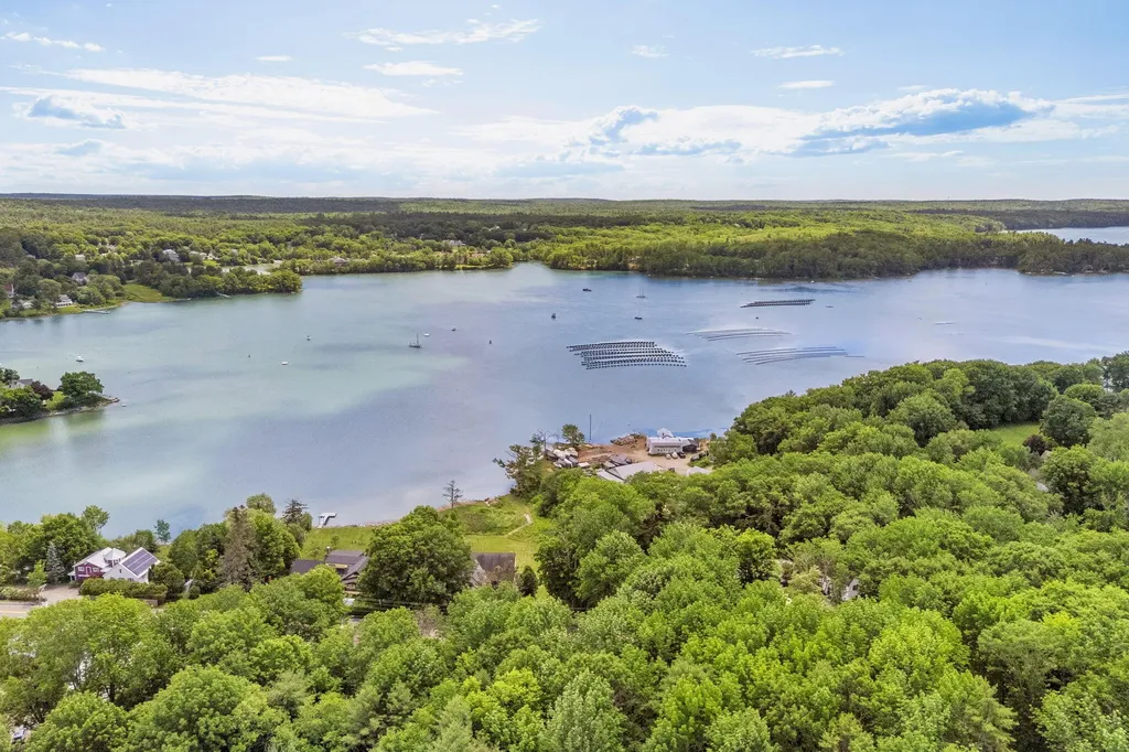 55 River Road Newcastle ME 04553