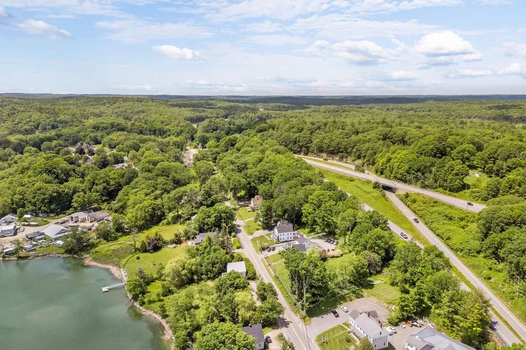 55 River Road Newcastle ME 04553