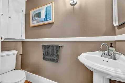 55 River Road Newcastle ME 04553