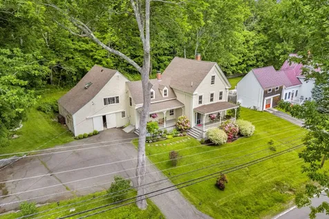55 River Road Newcastle ME 04553