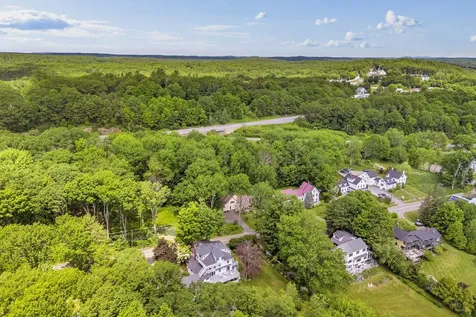 55 River Road Newcastle ME 04553