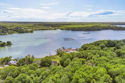 55 River Road Newcastle ME 04553