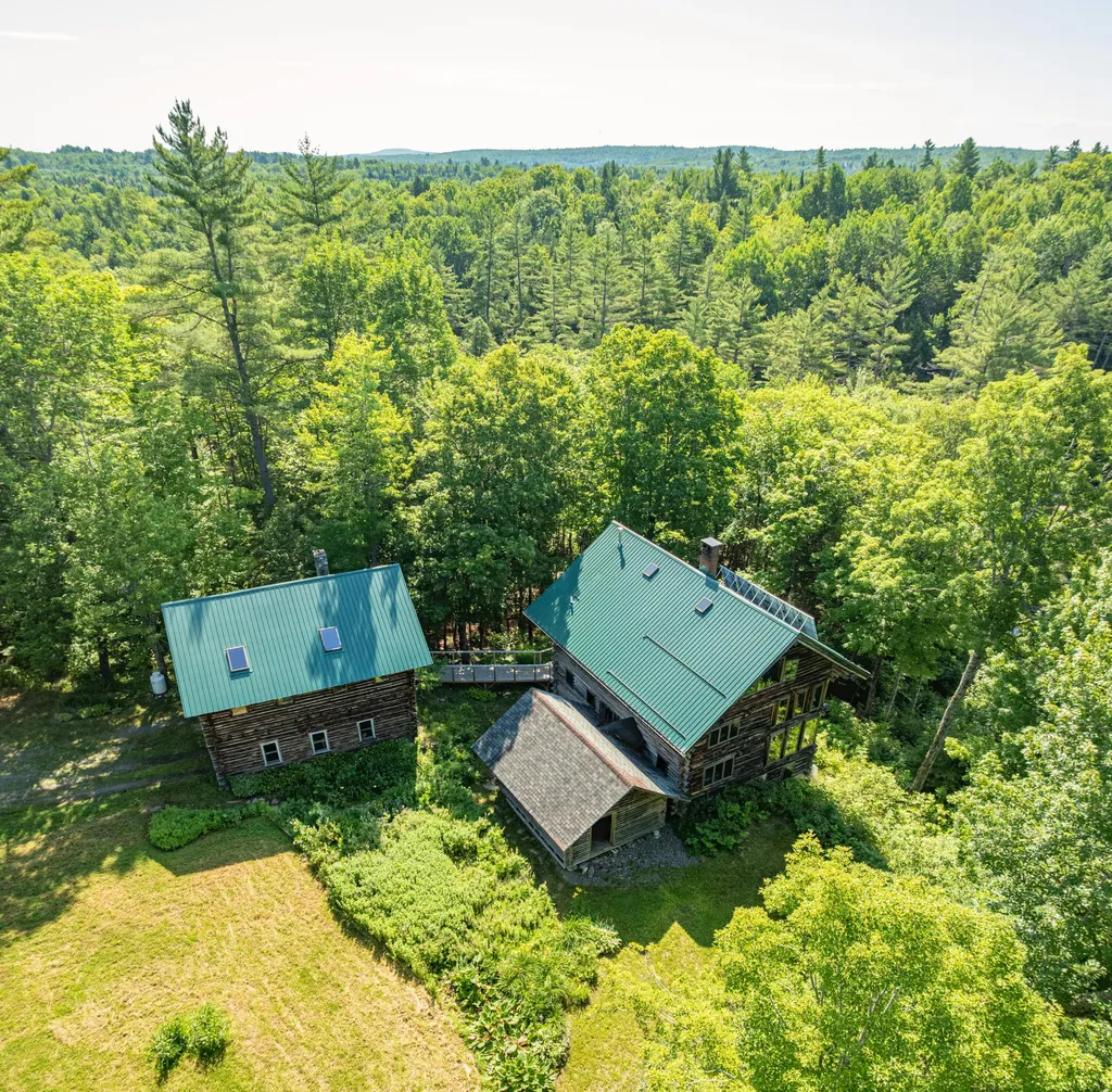 58 River Road Abbot ME 04406