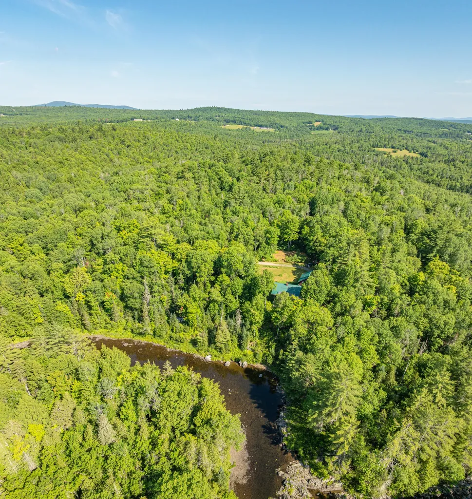 58 River Road Abbot ME 04406
