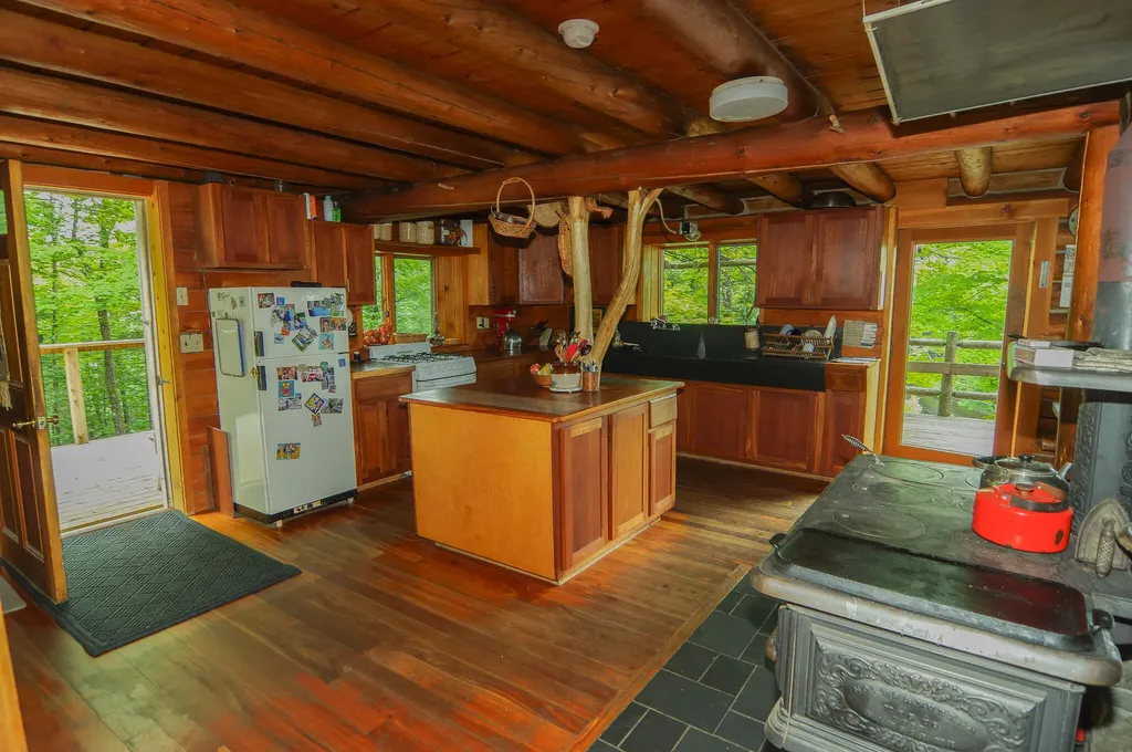 58 River Road Abbot ME 04406