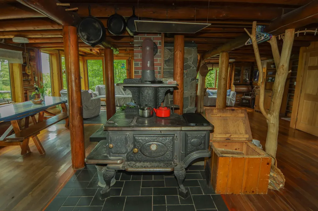 58 River Road Abbot ME 04406