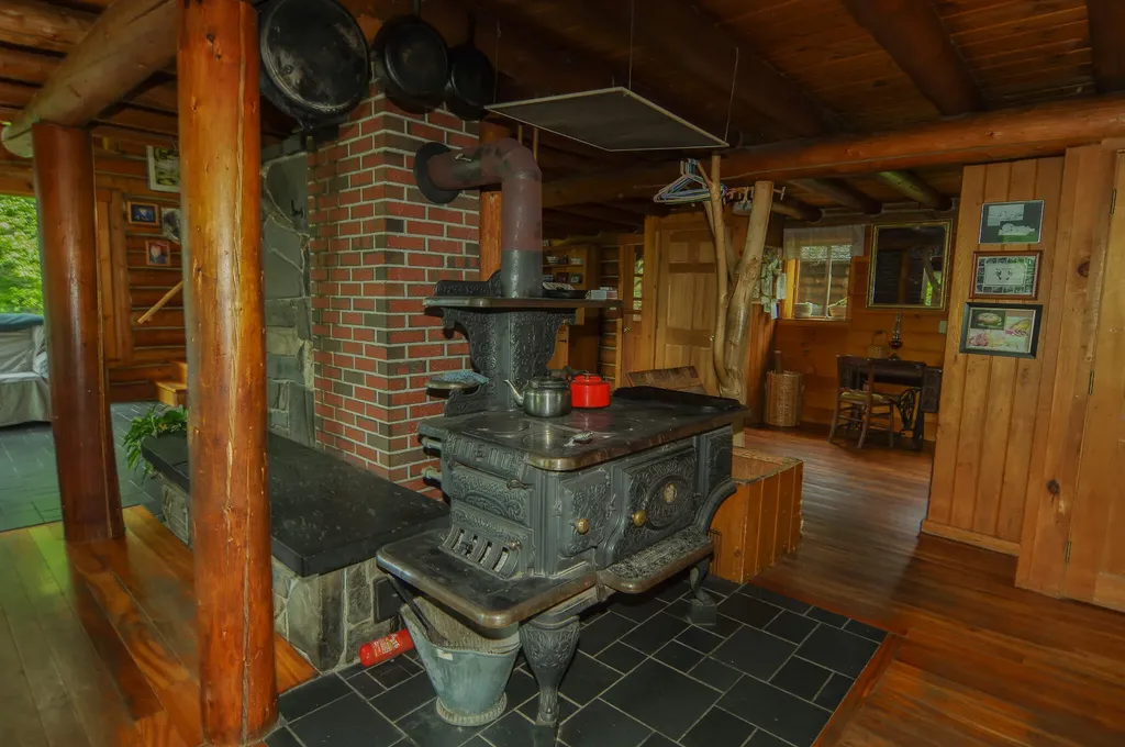 58 River Road Abbot ME 04406