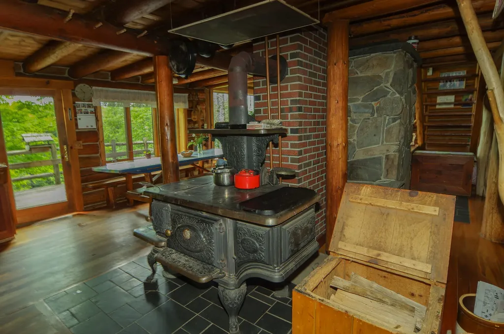 58 River Road Abbot ME 04406