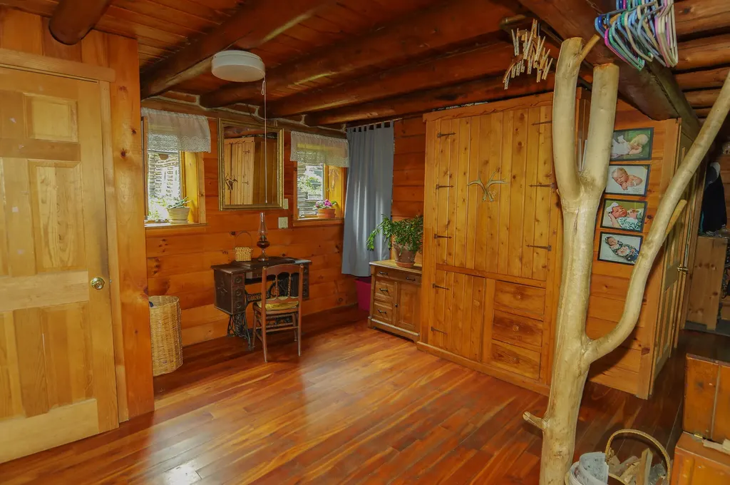 58 River Road Abbot ME 04406