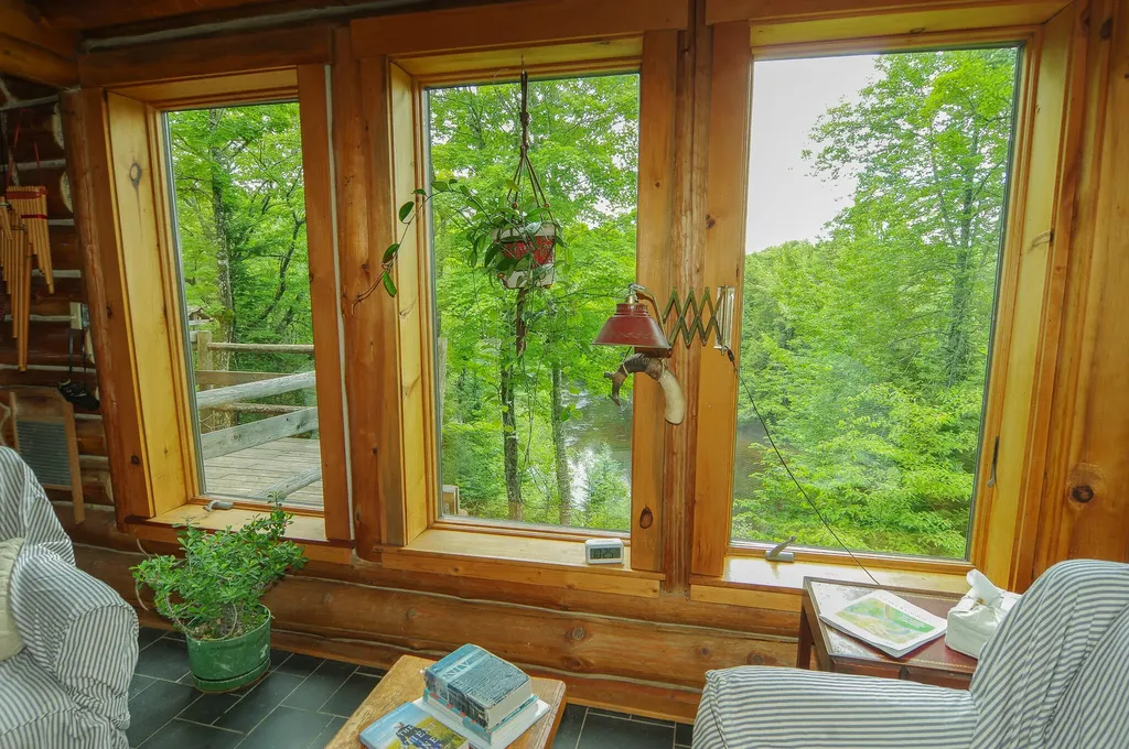 58 River Road Abbot ME 04406