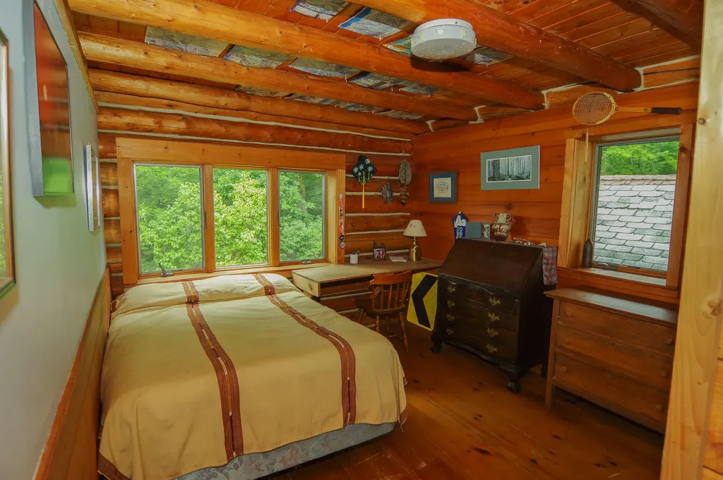 58 River Road Abbot ME 04406